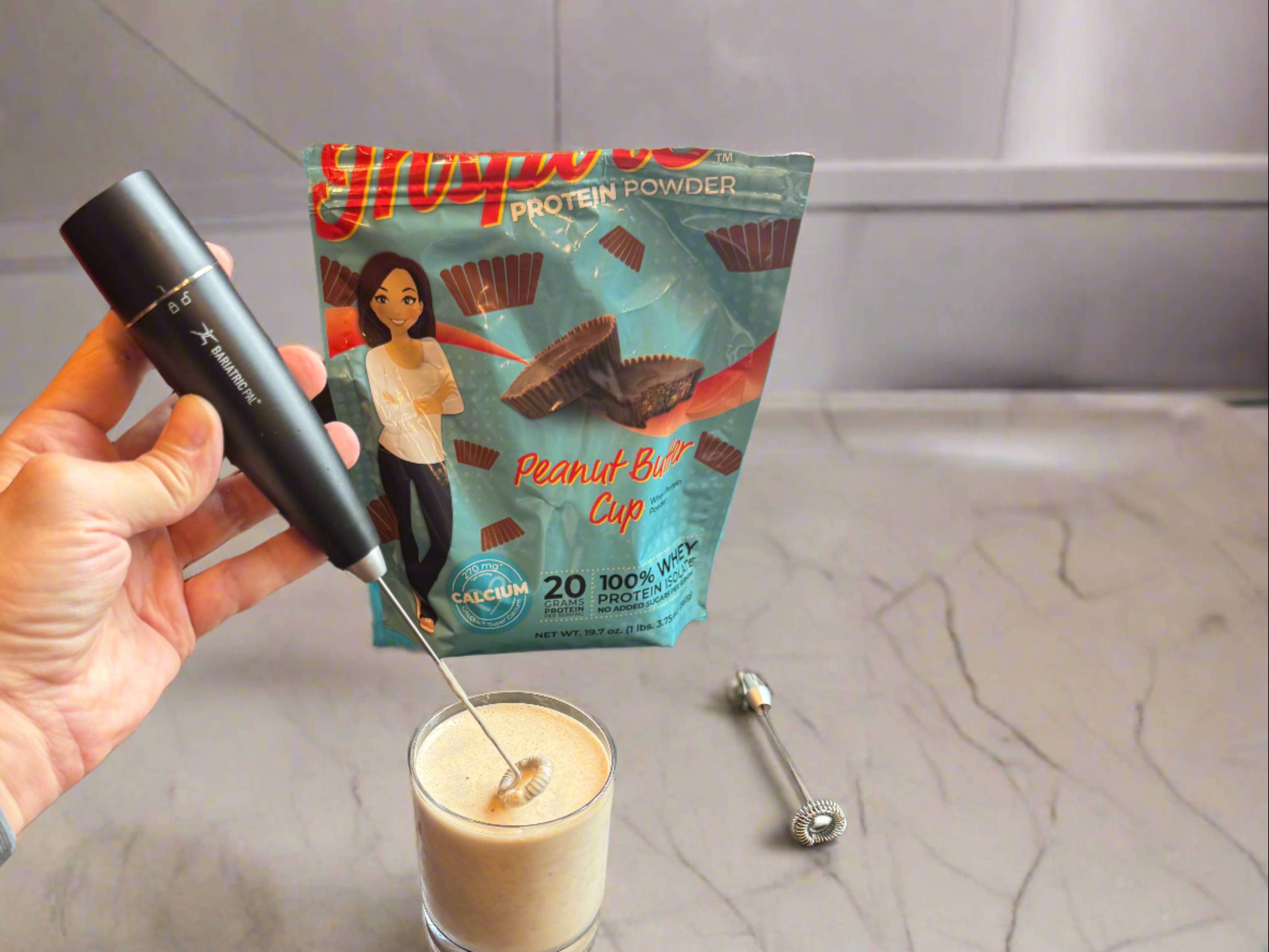 BariatricPal Portable Protein Mixer, Blender, and Whipper with 2 Mixing Heads