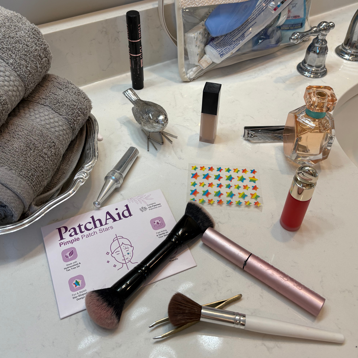 Pimple Patch Stars – 144 Multicolored Hydrocolloid Patches in 2 Sizes with Tea Tree Oil